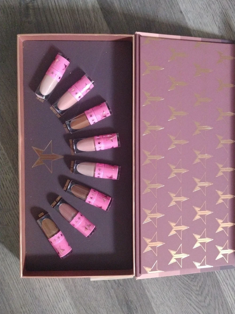 Jeffree Star cosmetics palette